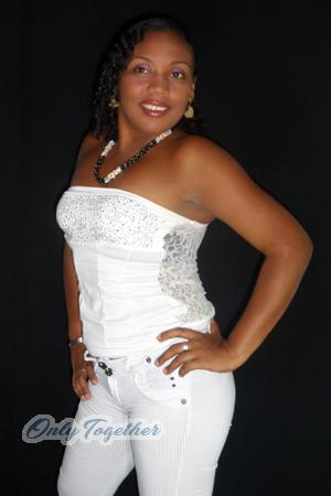 137949 - Yiselis Age: 42 - Colombia