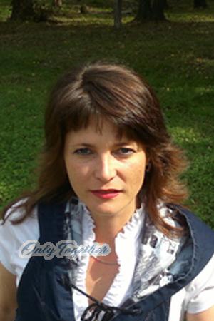143206 - Svetlana Age: 44 - Russia
