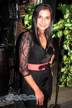 144557 - Monica Maria Age: 43 - Colombia