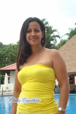 148266 - Paula Age: 52 - Dominican Republic