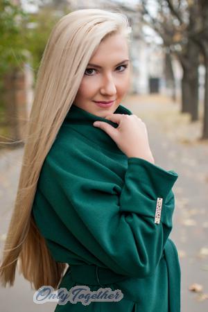 160980 - Alena Age: 23 - Ukraine