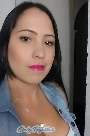 167047 - Yecenia Age: 43 - Colombia