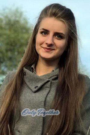 179449 - Alina Age: 24 - Belarus