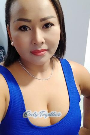 184239 - Akaraplrat (Mari) Age: 49 - Thailand