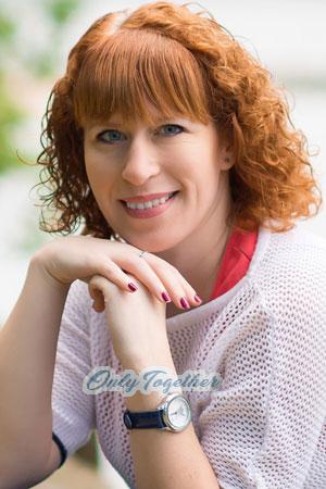 185004 - Elena Age: 43 - Ukraine