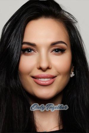 205007 - Valentina Age: 38 - Russia