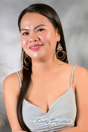 Philippines women