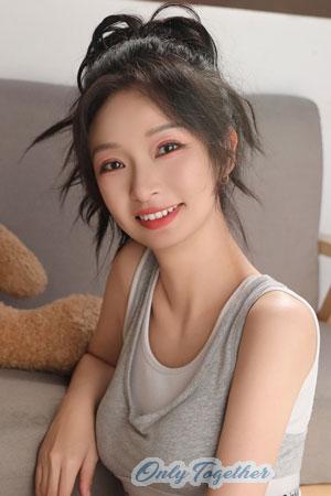 220697 - Emily Age: 46 - China