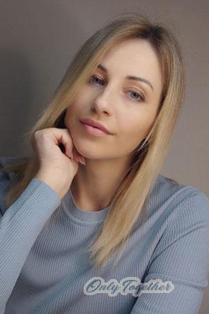 221007 - Yana Age: 33 - Ukraine