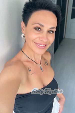 224378 - Oksana Age: 40 - Ukraine