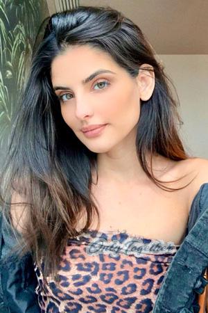 224476 - Lara Age: 28 - Brazil
