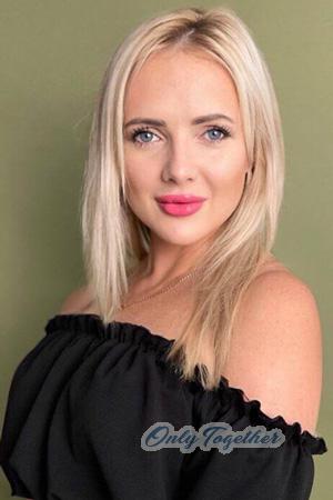 226920 - Kateryna Age: 36 - Ukraine