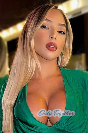 227109 - Laisla Age: 23 - Brazil