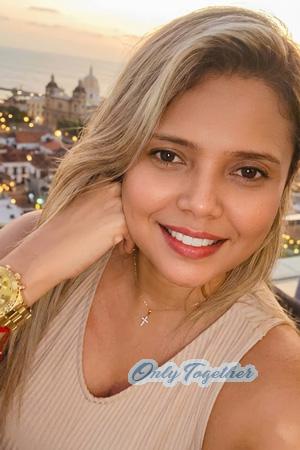 227511 - Tatiana Age: 37 - Colombia