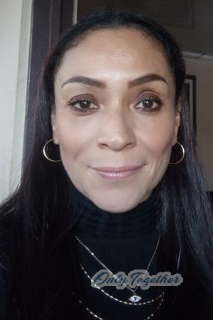 227893 - Oyuky Age: 58 - Costa Rica