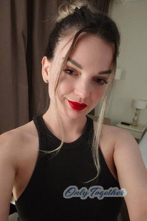 228752 - Yuliia Age: 31 - Ukraine