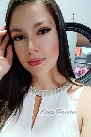 228879 - Joselyn Age: 32 - Costa Rica
