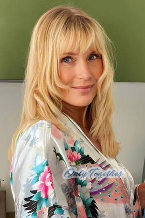 228992 - Svitlana Age: 56 - Ukraine