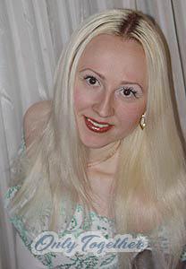 56986 - Alena Age: 38 - Russia