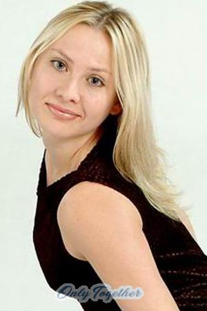 59184 - Oksana Age: 31 - Ukraine