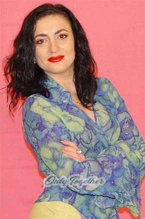 68013 - Natalia Age: 42 - Ukraine